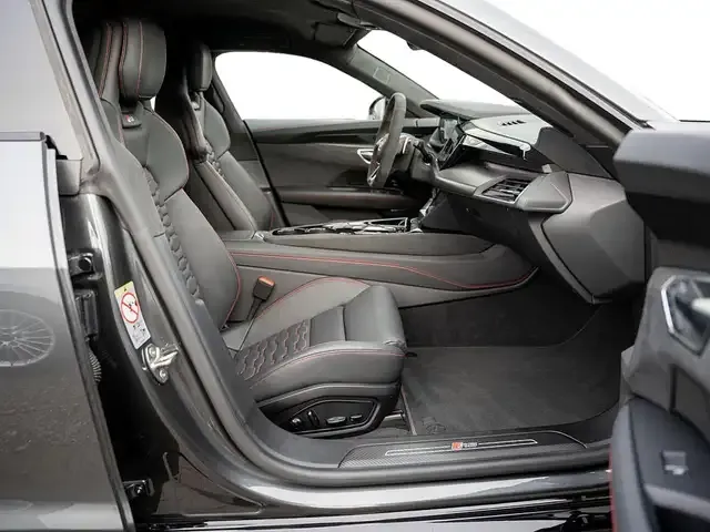 Audi RS e-tron GT