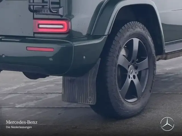 Mercedes-Benz G 500