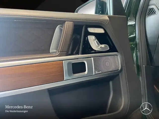 Mercedes-Benz G 500