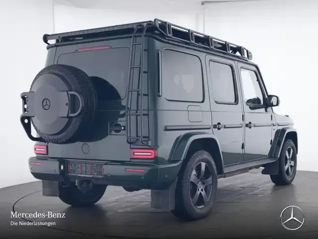 Mercedes-Benz G 500