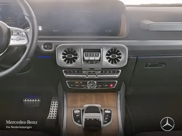 Mercedes-Benz G 500