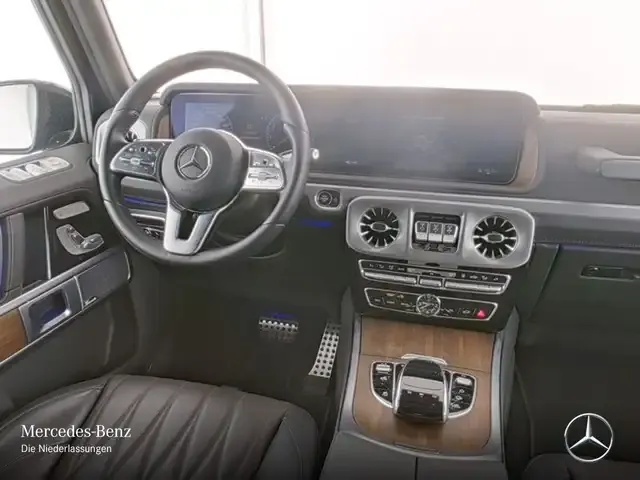 Mercedes-Benz G 500