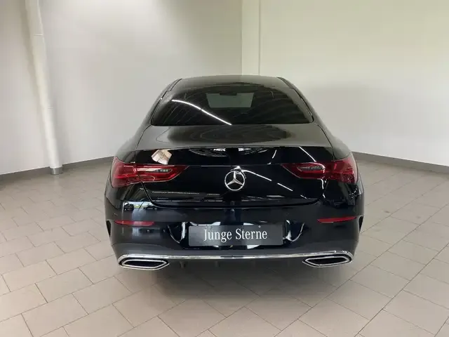 Mercedes-Benz CLA 220