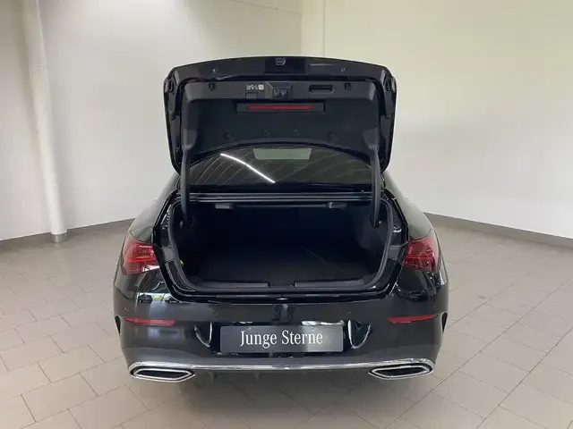 Mercedes-Benz CLA 220