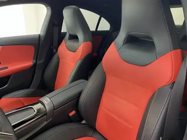 Mercedes-Benz CLA 220