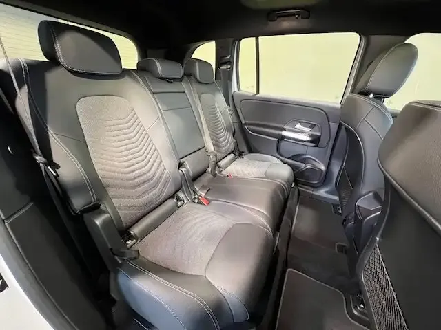 Mercedes-Benz EQB 300