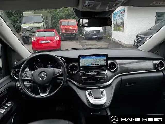Mercedes-Benz V 300