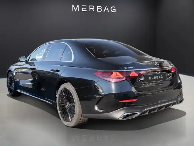 Mercedes-Benz E 200