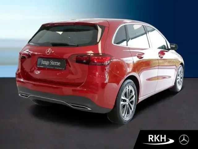 Mercedes-Benz B 200