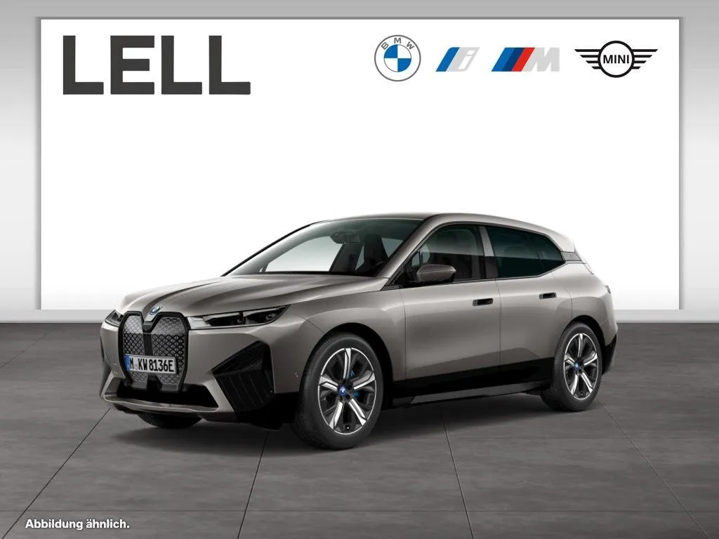 BMW iX