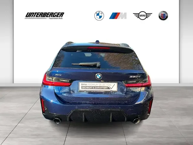 BMW 330