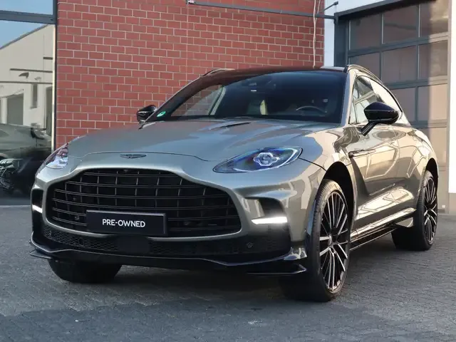 Aston Martin DBX