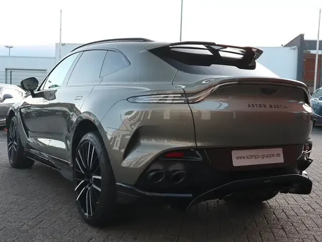 Aston Martin DBX