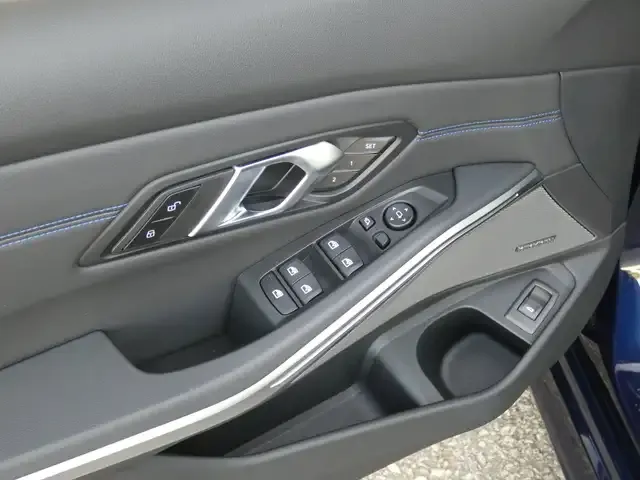 BMW 340