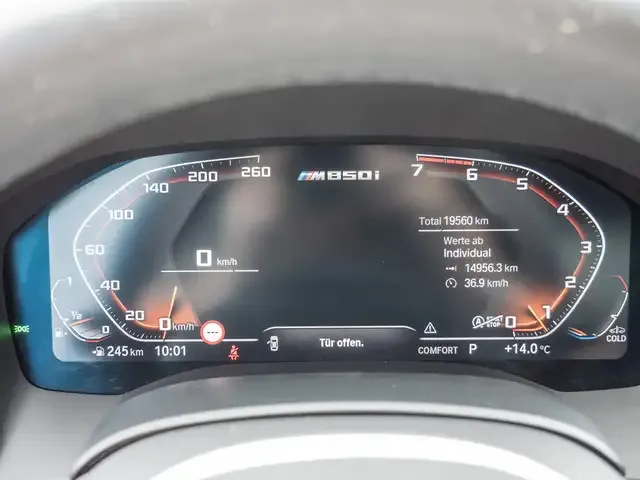 BMW M850