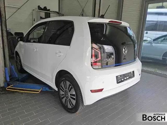 Volkswagen e-up!