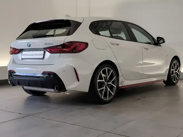 BMW 128