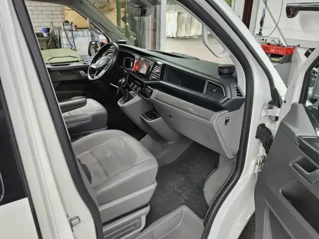 Volkswagen T6.1 California