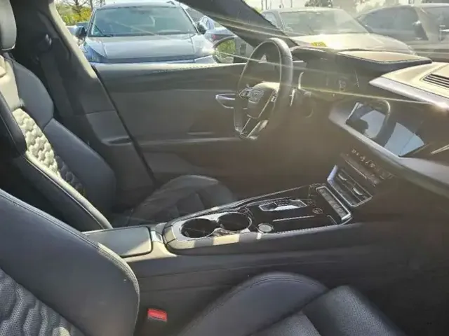 Audi e-tron GT