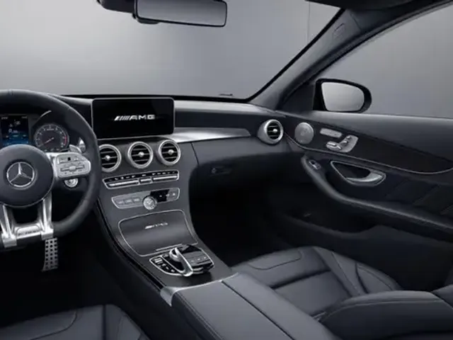 Mercedes-Benz C 63 AMG