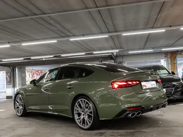 Audi S5