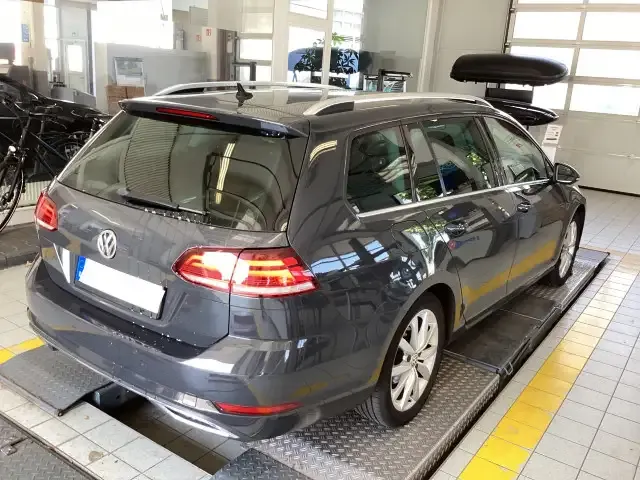 Volkswagen Golf Variant