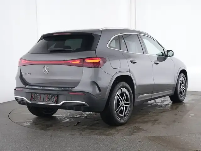 Mercedes-Benz EQA 250