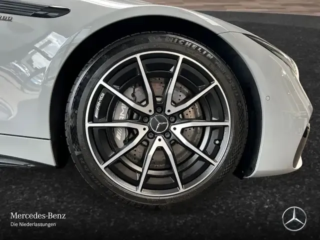 Mercedes-Benz SL 43 AMG