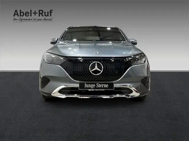 Mercedes-Benz EQE 350