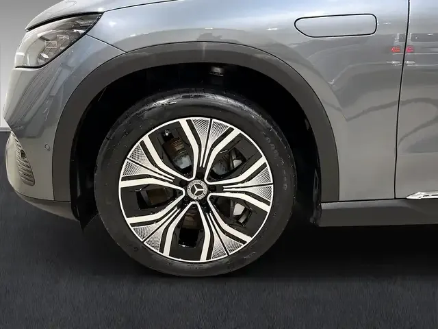Mercedes-Benz EQE 350