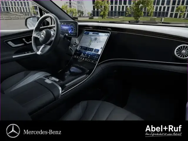 Mercedes-Benz EQE SUV