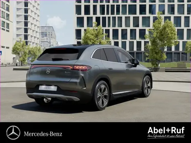 Mercedes-Benz EQE SUV