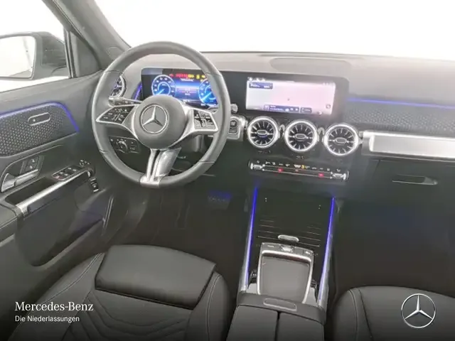 Mercedes-Benz EQB 250