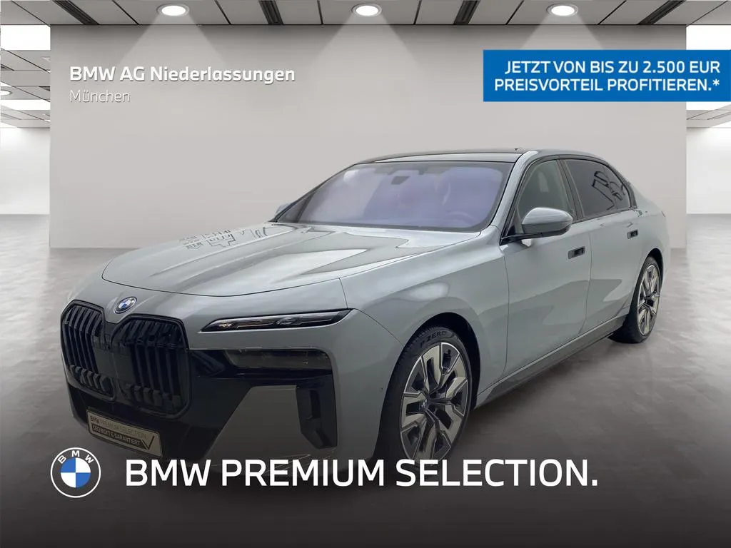 BMW i7