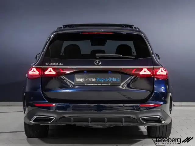 Mercedes-Benz E 300