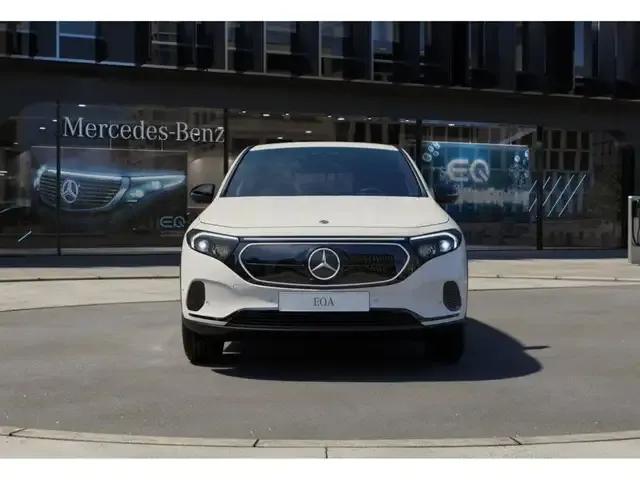 Mercedes-Benz EQA 250