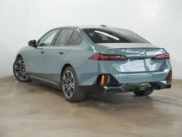 BMW 550