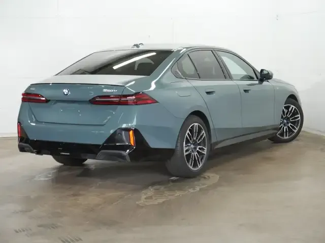 BMW 550