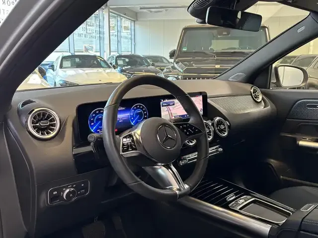 Mercedes-Benz EQA 250