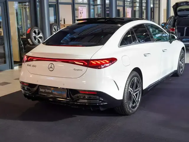 Mercedes-Benz EQE 350