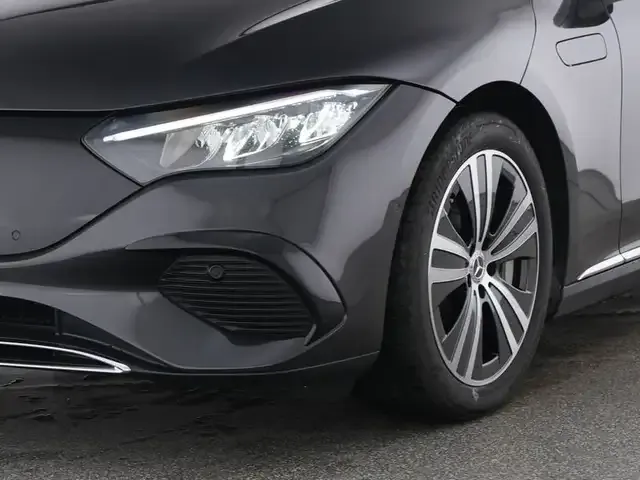 Mercedes-Benz EQE 350