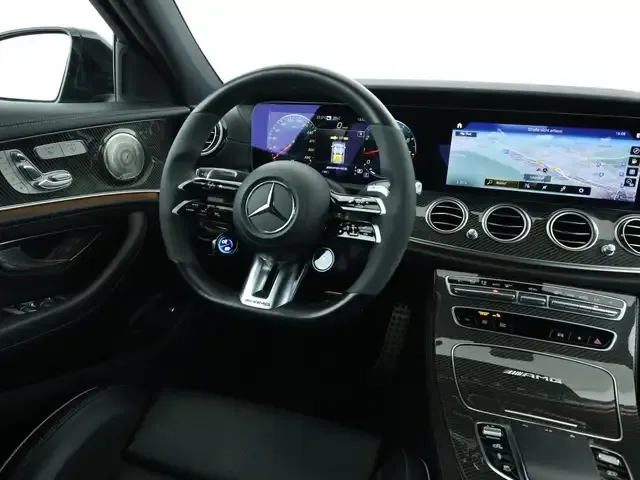 Mercedes-Benz E 63 AMG