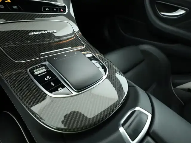 Mercedes-Benz E 63 AMG