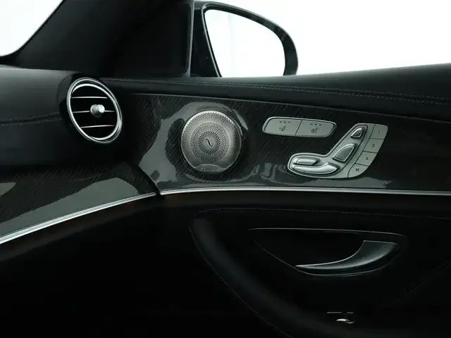 Mercedes-Benz E 63 AMG