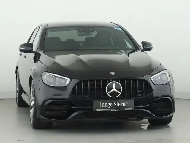 Mercedes-Benz E 63 AMG
