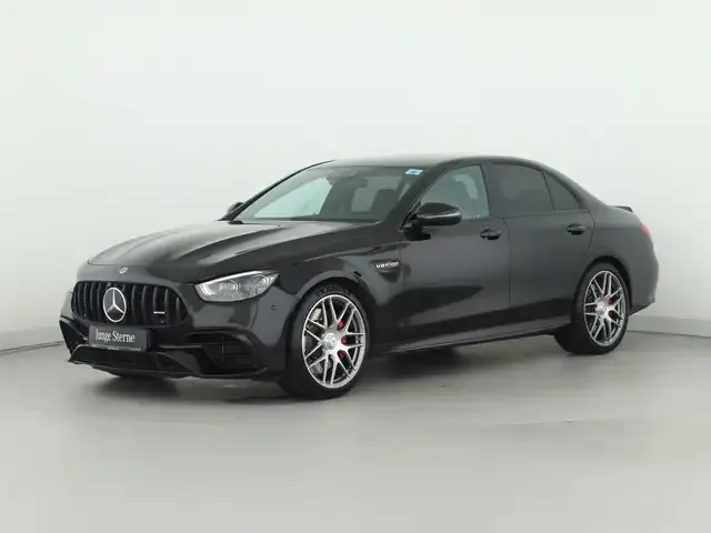Mercedes-Benz E 63 AMG