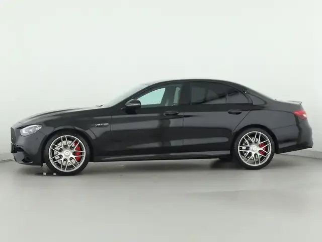 Mercedes-Benz E 63 AMG