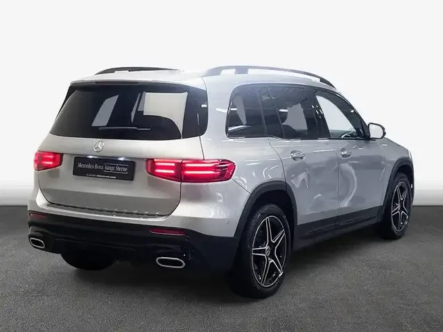 Mercedes-Benz GLB 200
