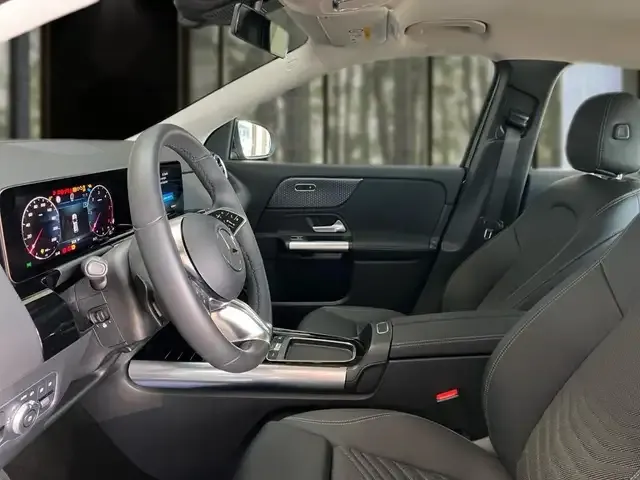 Mercedes-Benz GLA 180