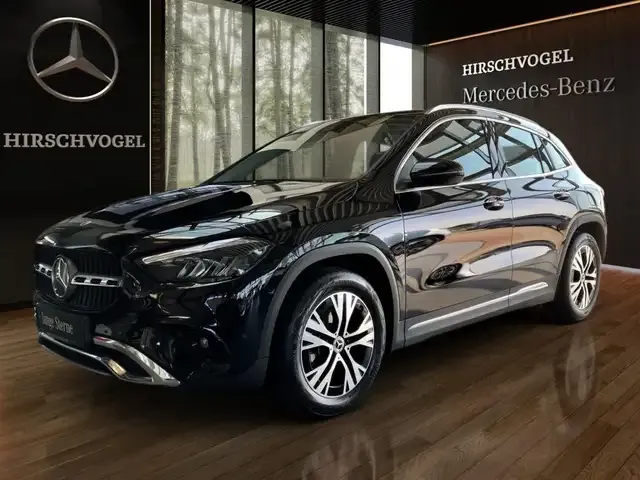 Mercedes-Benz GLA 180